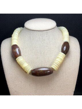 Brown Agate & Shell Necklace Sterling Silver 925 Clasp Size 16.75'' Length
